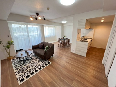 【居間・リビング】 | ロアール社南