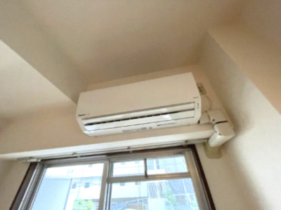 【設備】 | シャネル新大阪 | 快適なエアコンがあります