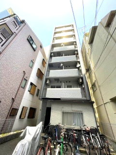 【外観】 | シャネル新大阪 | 外はこのようになっています