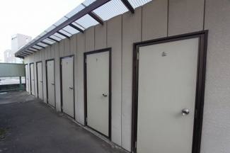 【設備】 | 第2コーポ安久 | 大きめのトランクルームも完備しています