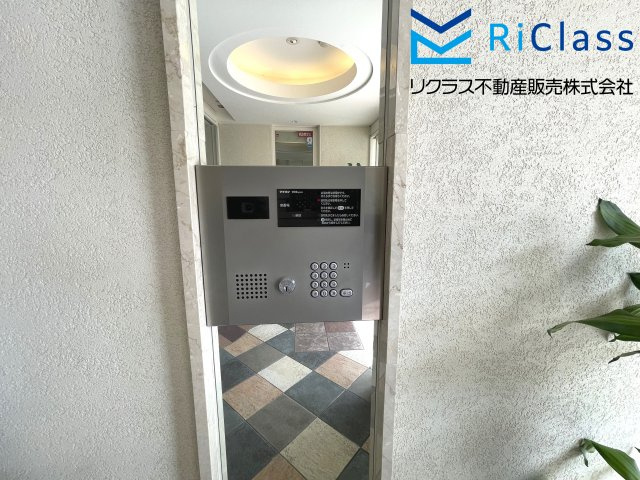 エクセルウィッシュ御崎公園のエントランス|オートロックです