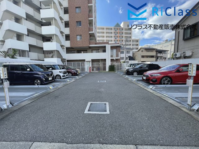 エクセルウィッシュ御崎公園の駐車場