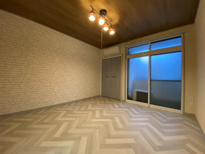 【洋室】 | サン・ポエム