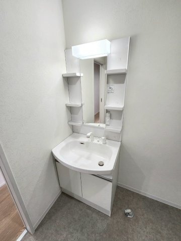 【独立洗面台】の画像