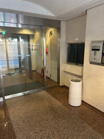 目白第三欅マンションのエントランス