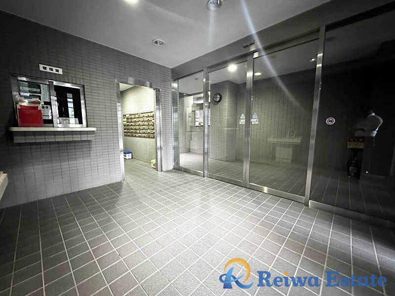 アドリーム湘南茅ヶ崎のエントランス