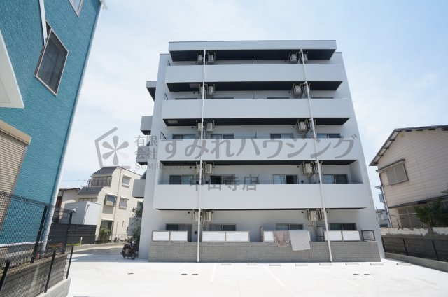 ONLYONE伊丹千僧の外観