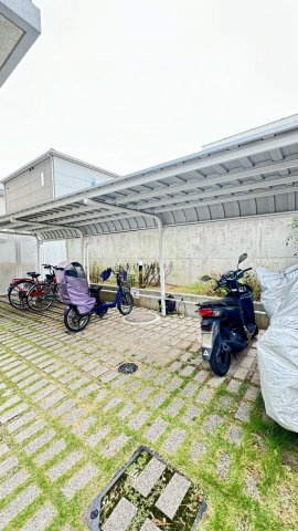 ワコーレ甲子園一番町の駐車場|バイク置き場
