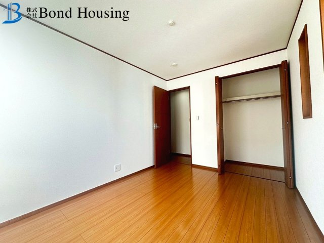 築浅戸建・お車２台駐車可・太陽光付き・玉津町今津　築１０年のその他