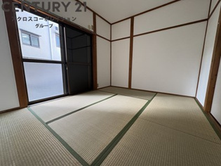 上垣ハイツの和室