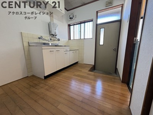 上垣ハイツの居間