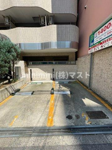 AD天神橋の駐車場