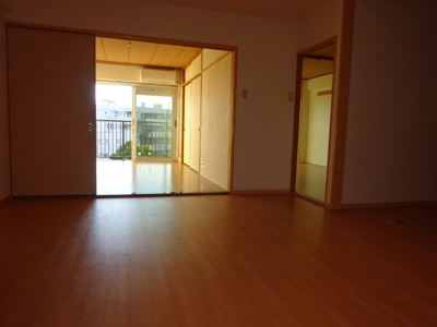 【居間・リビング】 | ハッコウ稲毛マンション