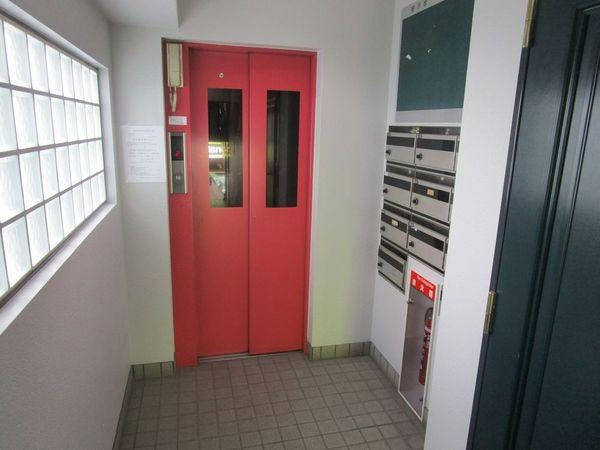 エレベーター付きです。