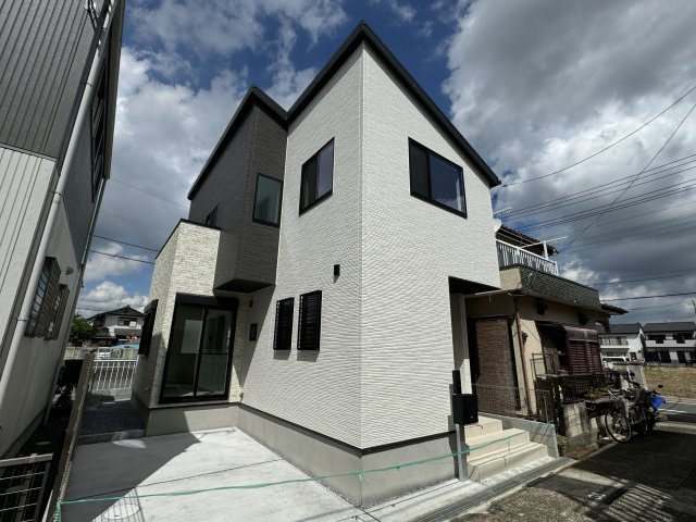 松戸市栄町８丁目新築戸建【旭町小学校：4分】の外観|完成済み内覧可能です！