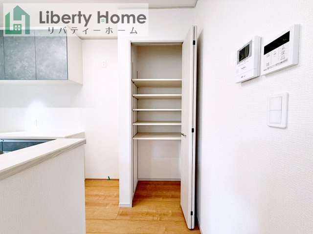 坂東市沓掛23-P1　戸建　14号棟　の収納