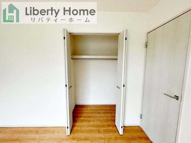 坂東市沓掛23-P1　新築戸建　15号棟　の収納