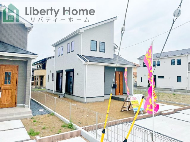 坂東市沓掛23-P1　新築戸建　15号棟　の外観|ご予約をいただければ、『平日の空いた時間』『周辺物件まとめて見たい』『1件だけ見たい』ももちろん可能です♪
お気軽にお問合せください♪