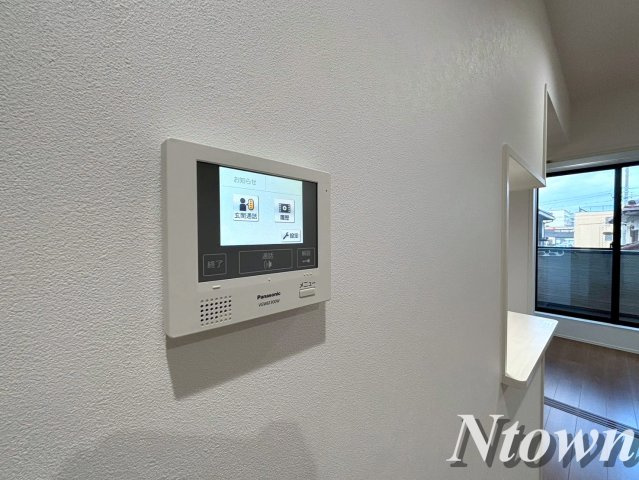 【セキュリティ】 | KBY Futase | モニター付きインターホンです