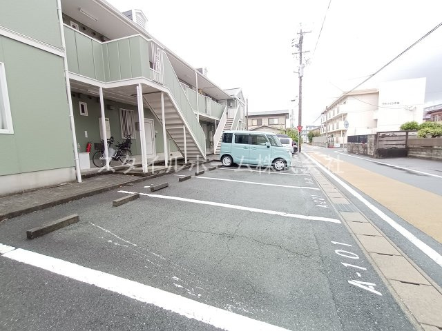 グリーンステージ中橋良Aの駐車場