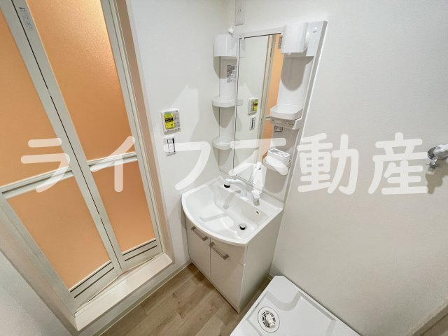 フジパレス俊徳道WESTの独立洗面台