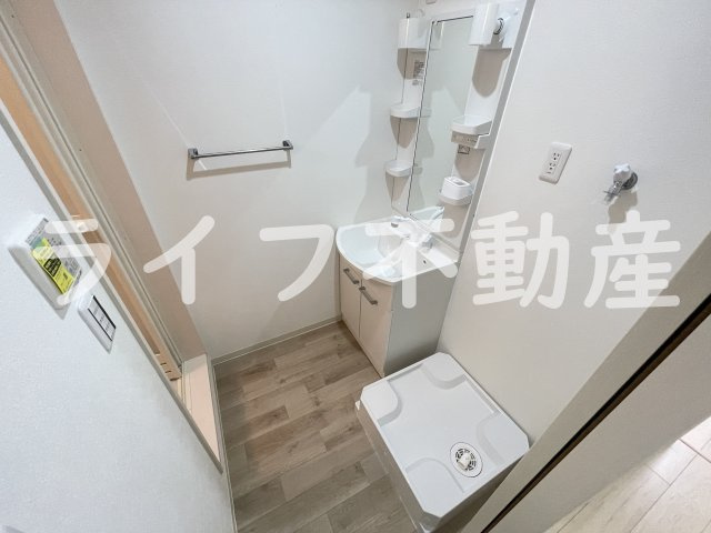 フジパレス俊徳道WESTの洗面所|脱衣スペースもあります