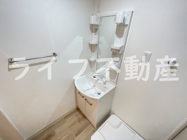 フジパレス俊徳道WESTの独立洗面台|独立洗面台、朝の身支度には欠かせません
