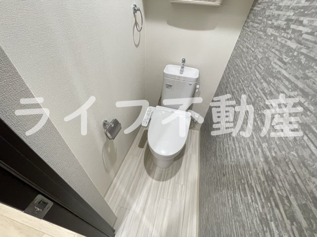 フジパレス弥刀Ⅱ番館のトイレ|落ち着いた色調のトイレです