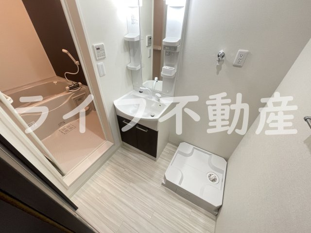 フジパレス弥刀Ⅰ番館の洗面所|使いやすい洗面所です