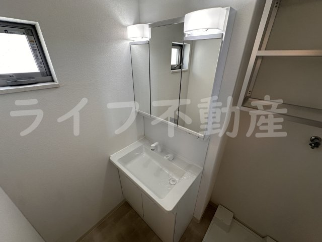 クリエオーレ吉田下島の独立洗面台