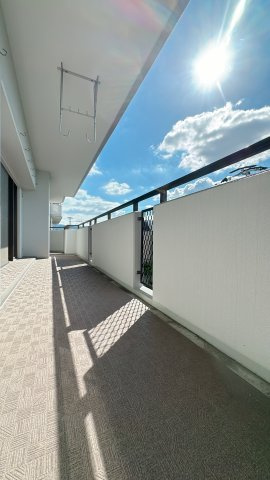 【バルコニー】 | ユーハイム春日レイクサイド | バルコニーは日当たりが一番！それでいうならこの物件は大合格です。