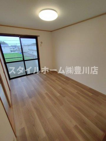 セジュール西浦Bの居間・リビング