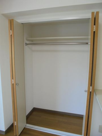 市川プラザの収納