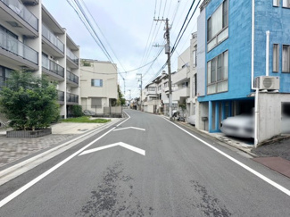 【前面道路含む現地写真】 | 2024年10月17日撮影
ご自宅から現地まで、当社スタッフがお車にて、「お迎え・お送り」をしております。ぜひお気軽にお問い合わせくださいませ♪