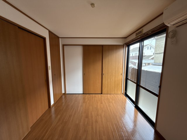 コンフォーレ今宿の寝室