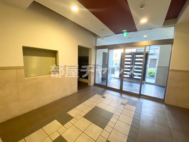 プレミアムコート名古屋金山インテルノのロビー