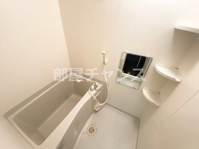 プレミアムコート名古屋金山インテルノの浴室