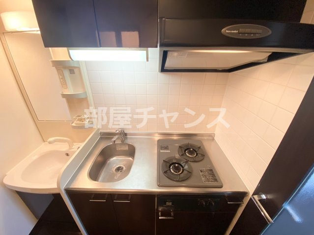 プレミアムコート名古屋金山インテルノのキッチン