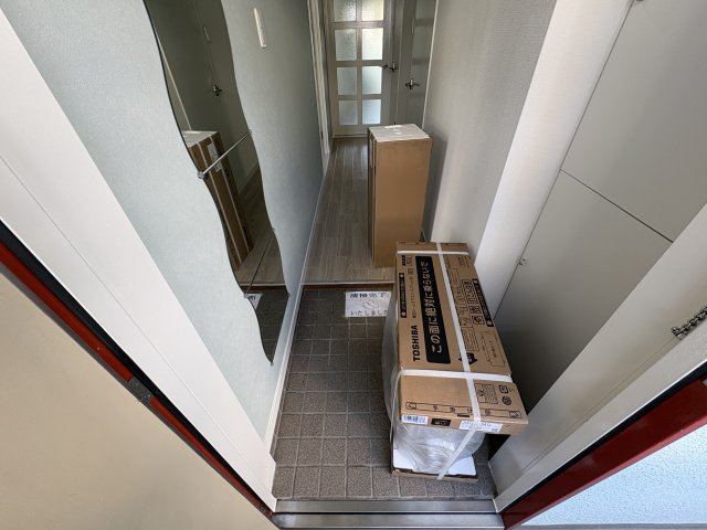 ハイツプレールの玄関