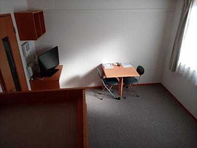 【居間・リビング】 | レオパレス早鈴 | 設備・仕様は号室により異なる為、現況を優先致します。