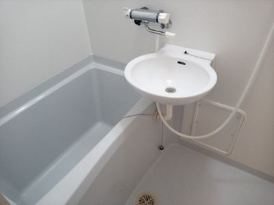 【浴室】 | レオパレス早鈴 | 設備・仕様は号室により異なる為、現況を優先致します。