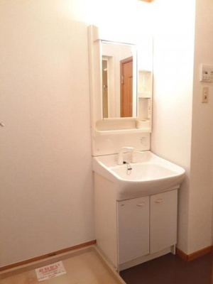 【洗面所】 | パールヴィレッジＲＥ　Ａ | 使いやすい洗面所です