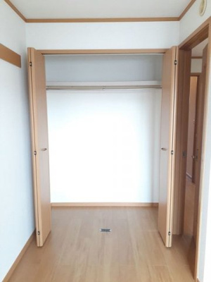 【収納】 | パールヴィレッジＲＥ　Ａ | こまごまとしたものを収納できそうですね