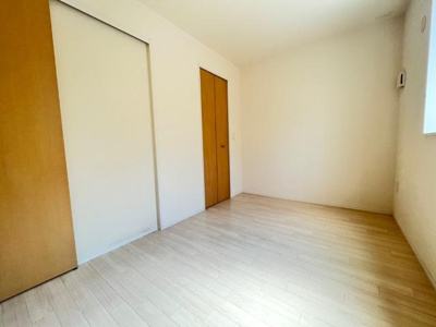 【内装】 | アルヴィータ | 洋室