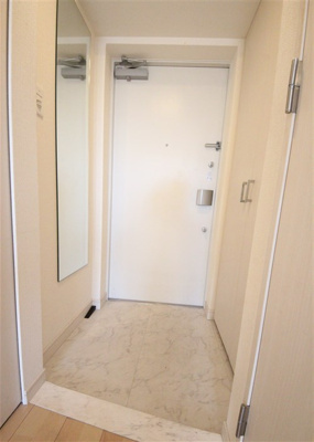 【玄関】 | アドバンス大阪グロウスⅡ