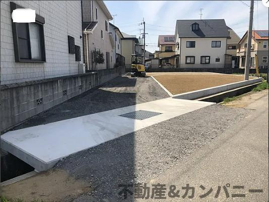 南吉田町のおトチ1号地　松山市南吉田町売土地の前面道路含む現地写真|前面道路含む現地写真です