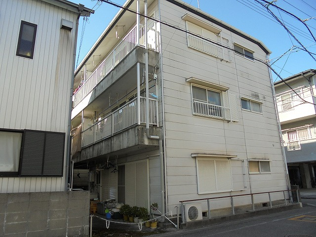 泉マンションⅡ