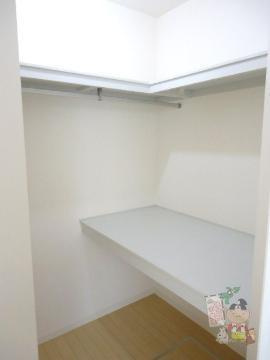 シャーメゾンエミナンスの収納|ウォークインクローゼット