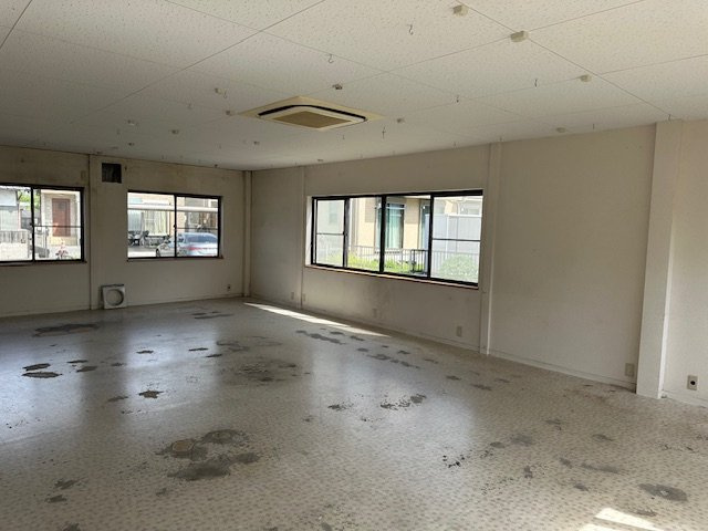 事務所・作業場　上尻毛日吉の内装|作業場内