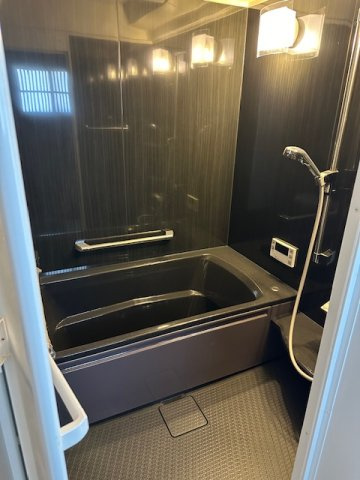 店舗付住宅　外花5丁目の浴室